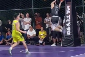 蒂格曾谈：科比防守容易印象流，你觉得他出手40次还能全力防守吗？